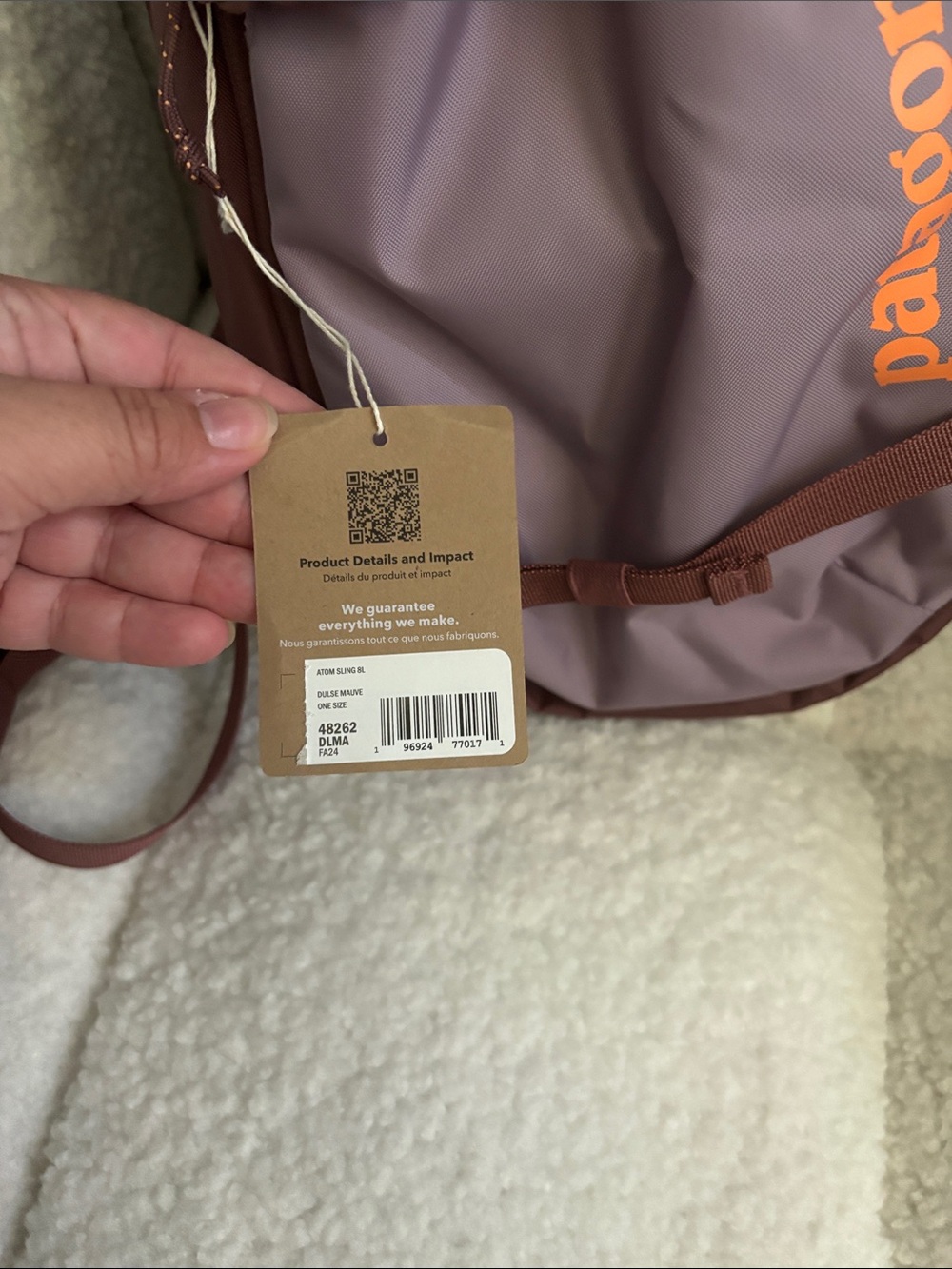 NWT Patagonia Sling Backpack in Dusty Rose and Mauve - Picture 5 of 9
